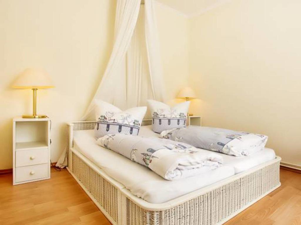 Апартаменты Ferienwohnanlage Duenenhaus Ховахт Экстерьер фото