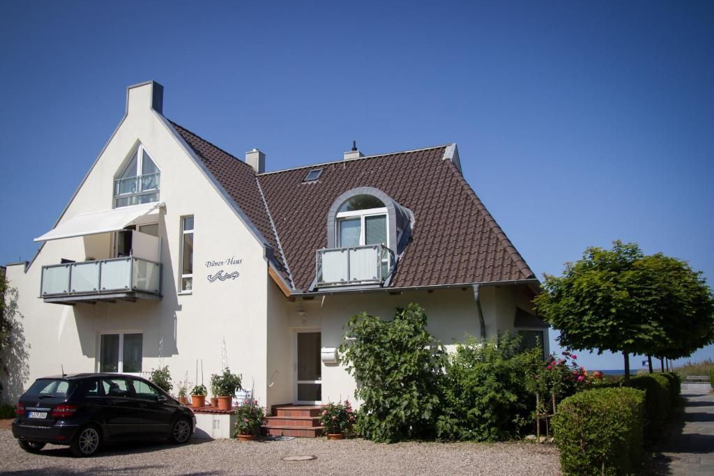 Апартаменты Ferienwohnanlage Duenenhaus Ховахт Экстерьер фото
